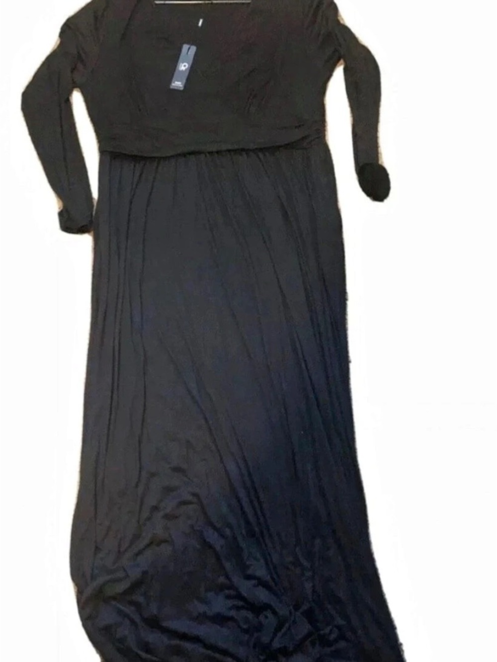 Queenspark Long Sleeve Maxi Dress in Black